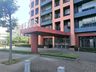 【外観】 | 車寄せがありますので、荷物が多い時や雨の時などとても便利です