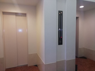 【その他共用部分】 | エレベーターは3基設置されていますので、混み合いやすい時間帯でも安心ですね♪