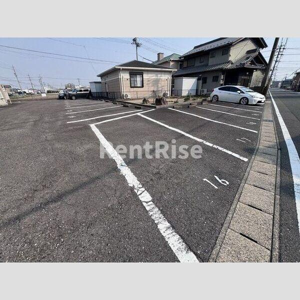 リバーサイドMABUTIの駐車場|外観写真その他2