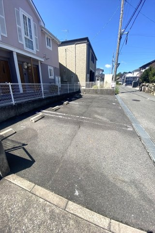 サンライト切田の駐車場