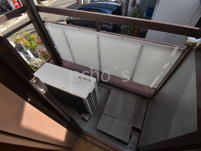 【バルコニー】 | メゾンＭ | 外からの目が気にならないバルコニーで洗濯物が干せます