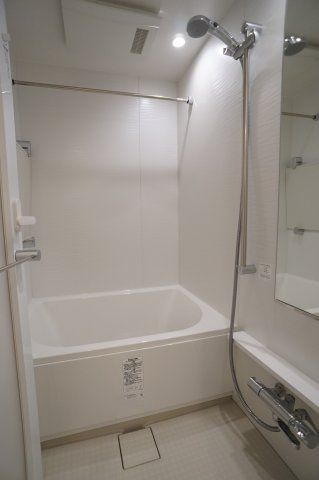 プライムメゾン森下WESTの浴室