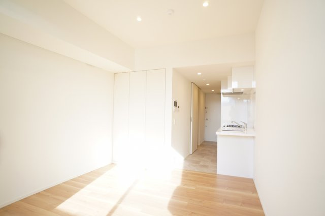 プライムメゾン森下WESTの居間・リビング