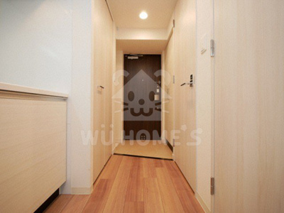 【玄関】 | ディームス江坂 | 明るい玄関です