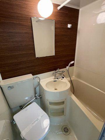 シンコーハイム小金井の浴室