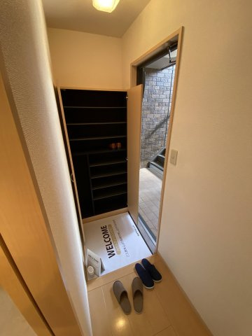 シャルマンの玄関