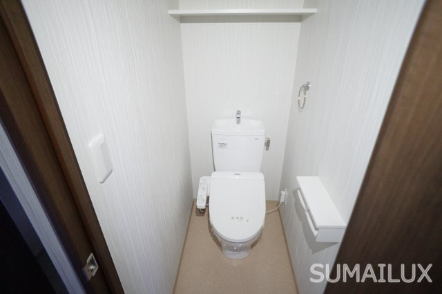 熊本市中央区新屋敷２丁目の賃貸マンションのトイレ