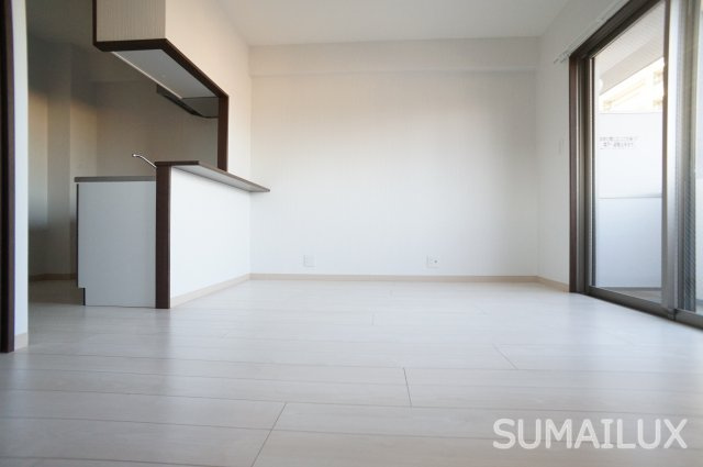 熊本市中央区新屋敷２丁目の賃貸マンションの洋室