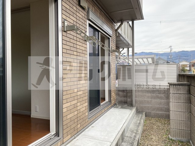 グランドソレーユ東山本のエントランス