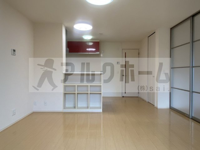 ヴィラ ウィステリアの居間・リビング