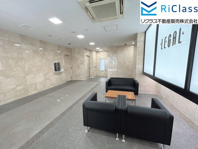 リーガル神戸海岸通のエントランス|清潔なエントランスです