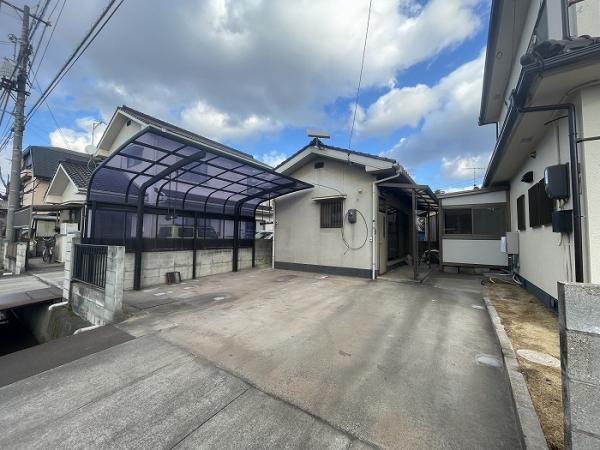 倉敷市中畝3丁目　リフォーム済み　中古一戸建ての前面道路含む現地写真