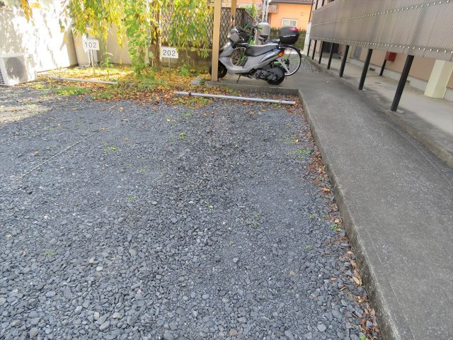 第二岸ハイツの駐車場