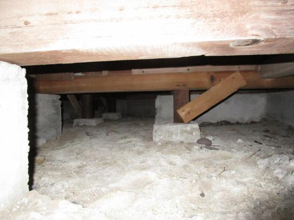 倉敷市中畝2丁目　リフォーム済み　中古一戸建ての駐車場