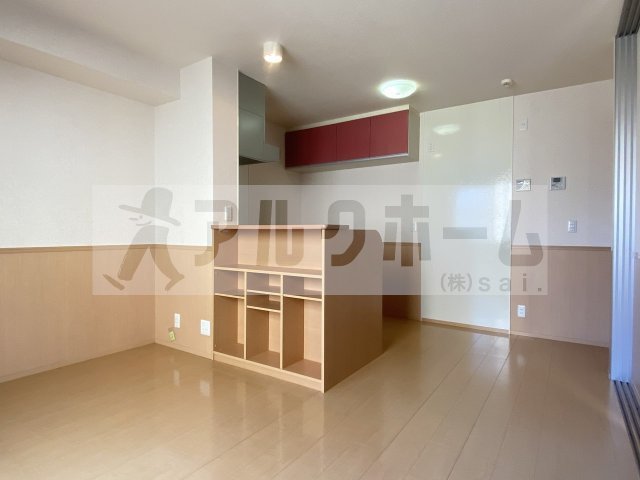 レフィナードカルチェC棟の居間・リビング