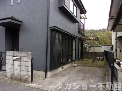 【駐車場】 | 市原市門前2丁目　中古戸建 | 車をお持ちの方に嬉しい駐車場付きの物件です