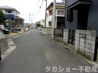 【前面道路含む現地写真】 | 前面道路含む現地写真です