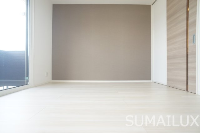 インぺリアルコートの洋室