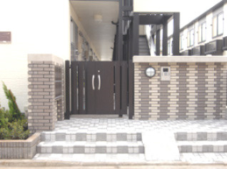 【エントランス】 | カメリアイースト