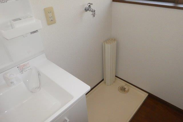 緒形貸家Eのその他|洗濯機置き場