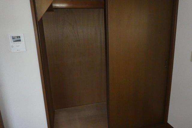 緒形貸家Eの収納|ＤＫ収納