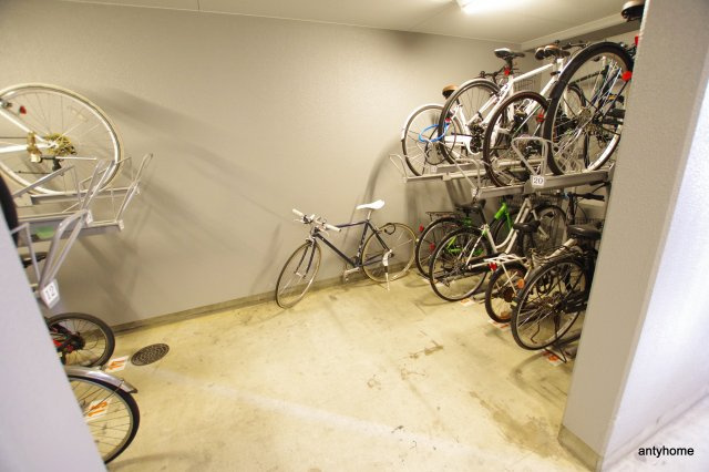 エスリード大阪城北　仲介手数料無料の駐車場