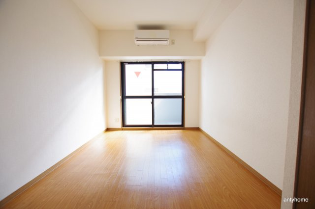 エスリード大阪城北　仲介手数料無料の居間・リビング