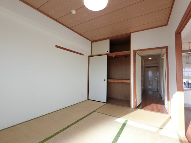 【和室】 | 畳の張替えは、契約後です。