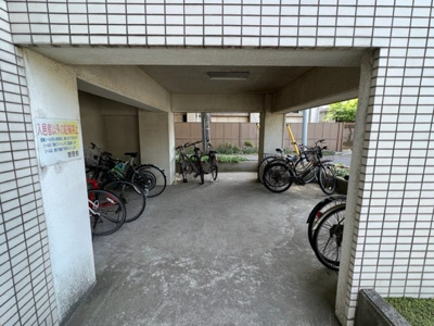 【その他共用部分】 | ソレイユ轟 | 1Fに駐輪場もあります