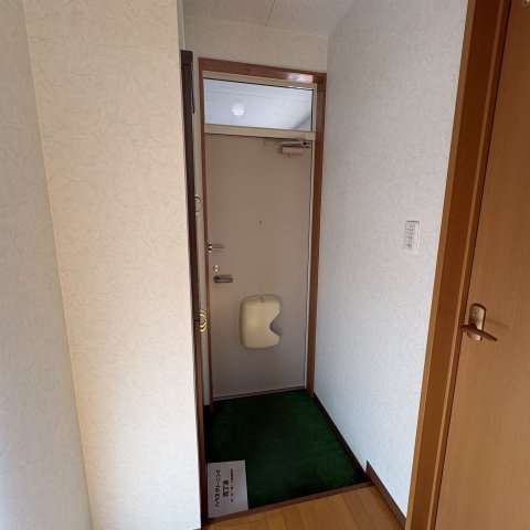 リンクサイドハイツの玄関