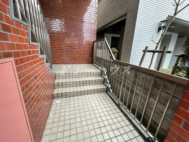 メゾン寿(メゾンコトブキ)のロビー