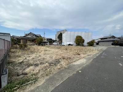【外観】 |  Cradle garden　守山区瀬古東第５　全１１棟 | 撮影
社長の村田です！
自らプレイヤーとして営業しています
長年の経験と実績から皆様により良いマイホーム購入のご提案をいたします。
住宅ローンの不安や購入後の不安等何でもご相談ください。