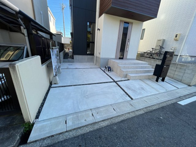 【駐車場】 | デザイナーズハウス名東区平和が丘の家 | 駐車場付きです