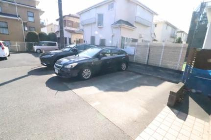 プレジオ武蔵野Ⅲの駐車場