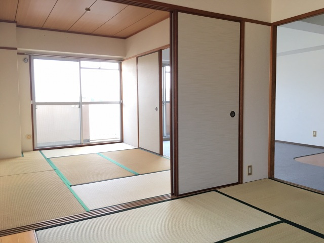 【内装】 | メルクール柏原