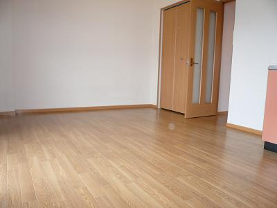 【内装】 | スペイシア友貴 | 別間取りタイプの写真