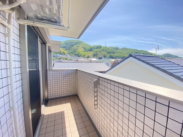 【居間・リビング】 | La Maison Blanche