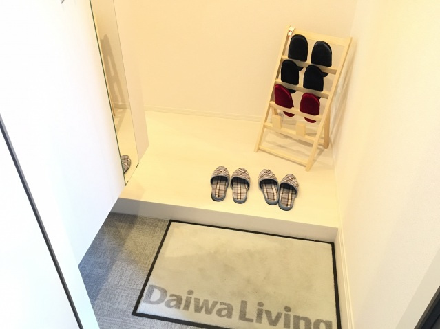 【玄関】 | レジデンス平野 | 写真はモデルルームです。