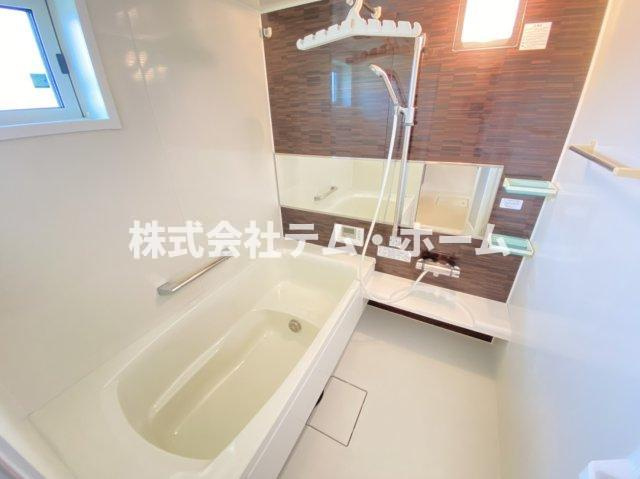 【浴室】 | メルベール | 落ち着いた空間のお風呂です