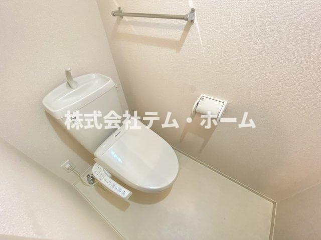 【トイレ】 | メルベール | 清潔感のあるトイレです