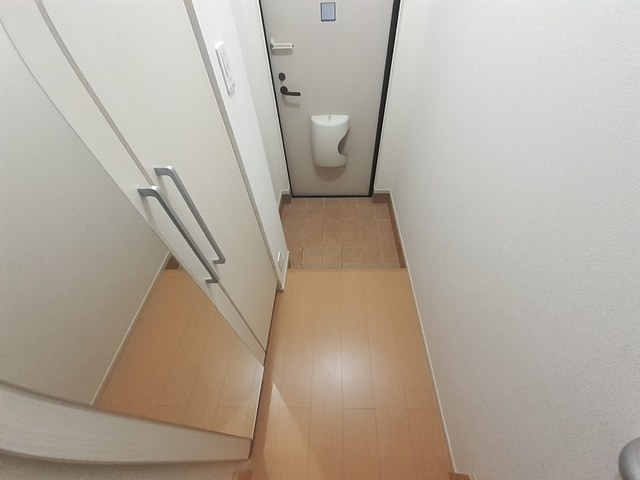 【玄関】 | Victory円明町