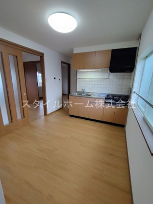 【居間・リビング】 | ウイングハイツ | イメージ写真