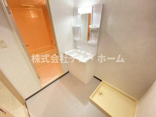 【洗面所】 | エクシードパレス | スペースが確保できる洗面所です