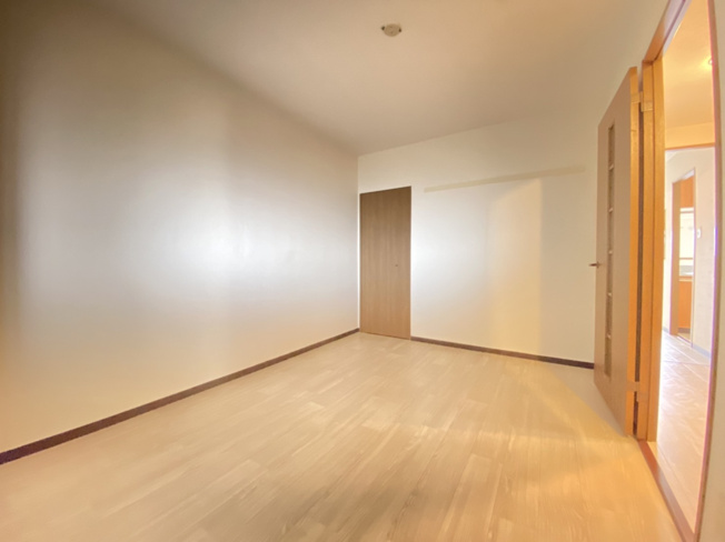 【寝室】 | エクシードパレス