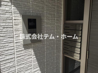 【エントランス】