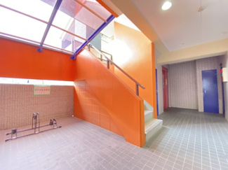 【エントランス】