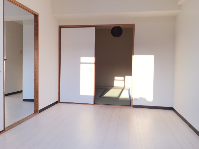 【庭】 | ハイグレイス | 同タイプの別部屋写真です。