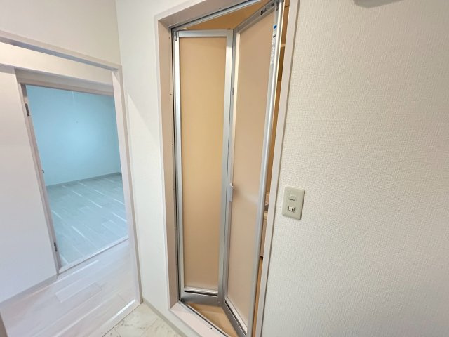 【浴室】 | パレエレガンス | 3DK参考写真
