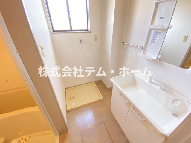 【洗面所】 | メゾンドあみ | スペースが確保できる洗面所です
