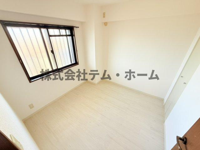 【洋室】 | ブラウベルク法善寺 | 廊下側洋室エアコン設置可